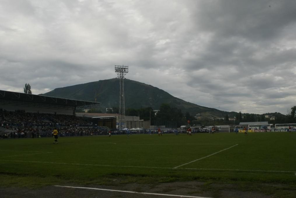 Чемпионат России по футболу 2004. 18 тур. «Алания» (Владикавказ) — «Зенит» (Санкт-Петербург). 0:3