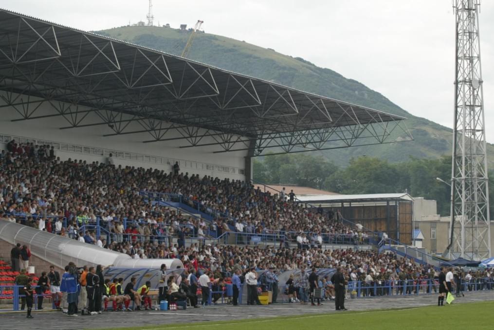 Чемпионат России по футболу 2004. 18 тур. «Алания» (Владикавказ) — «Зенит» (Санкт-Петербург). 0:3