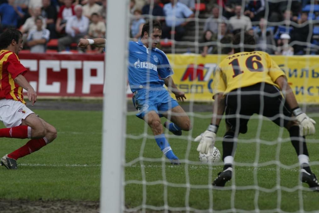 Чемпионат России по футболу 2004. 18 тур. «Алания» (Владикавказ) — «Зенит» (Санкт-Петербург). 0:3