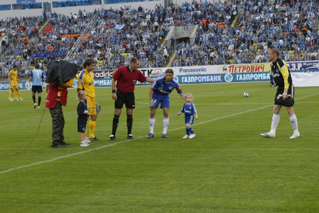 Чемпионат России по футболу 2007. 16 тур. ФК  «Зенит» (Санкт-Петербург) —  ФК «Ростов» (Ростов-на-Дону). 2:0