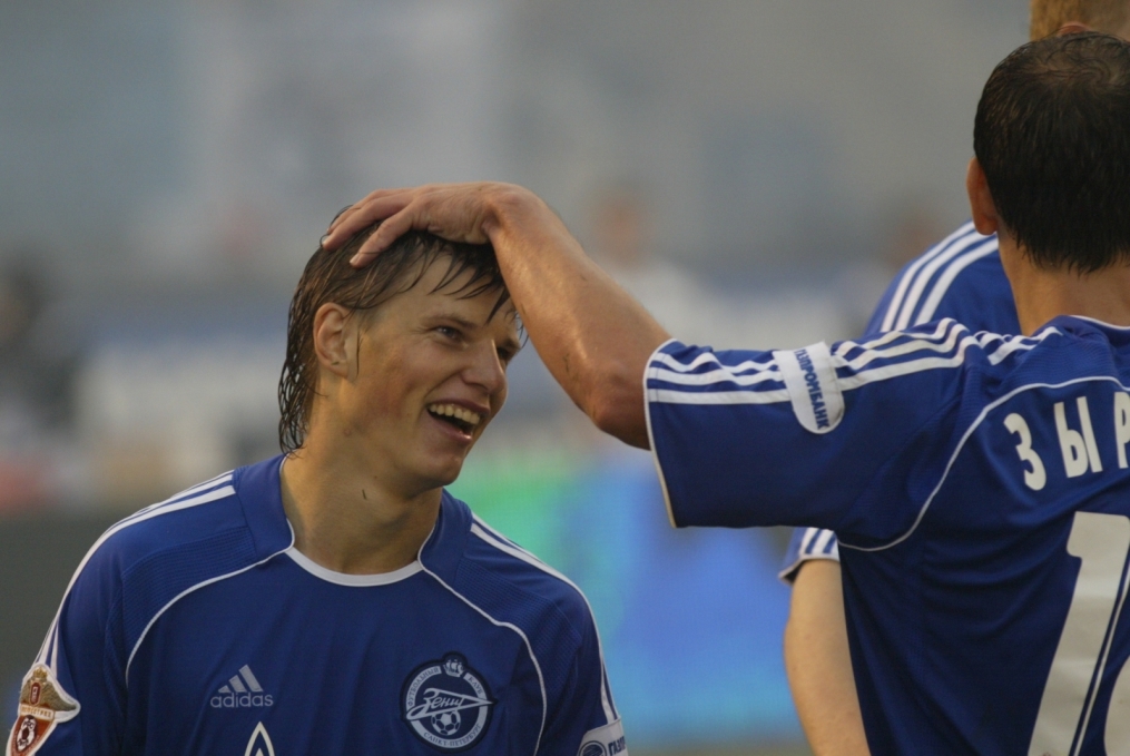 Чемпионат России по футболу 2007. 16 тур. ФК  «Зенит» (Санкт-Петербург) —  ФК «Ростов» (Ростов-на-Дону). 2:0