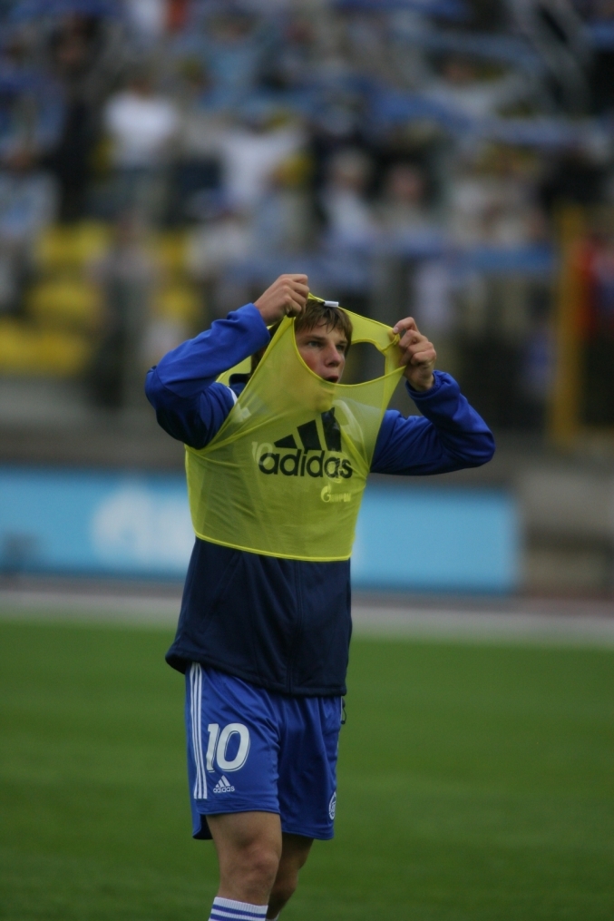 Чемпионат России по футболу 2007. 16 тур. ФК  «Зенит» (Санкт-Петербург) —  ФК «Ростов» (Ростов-на-Дону). 2:0