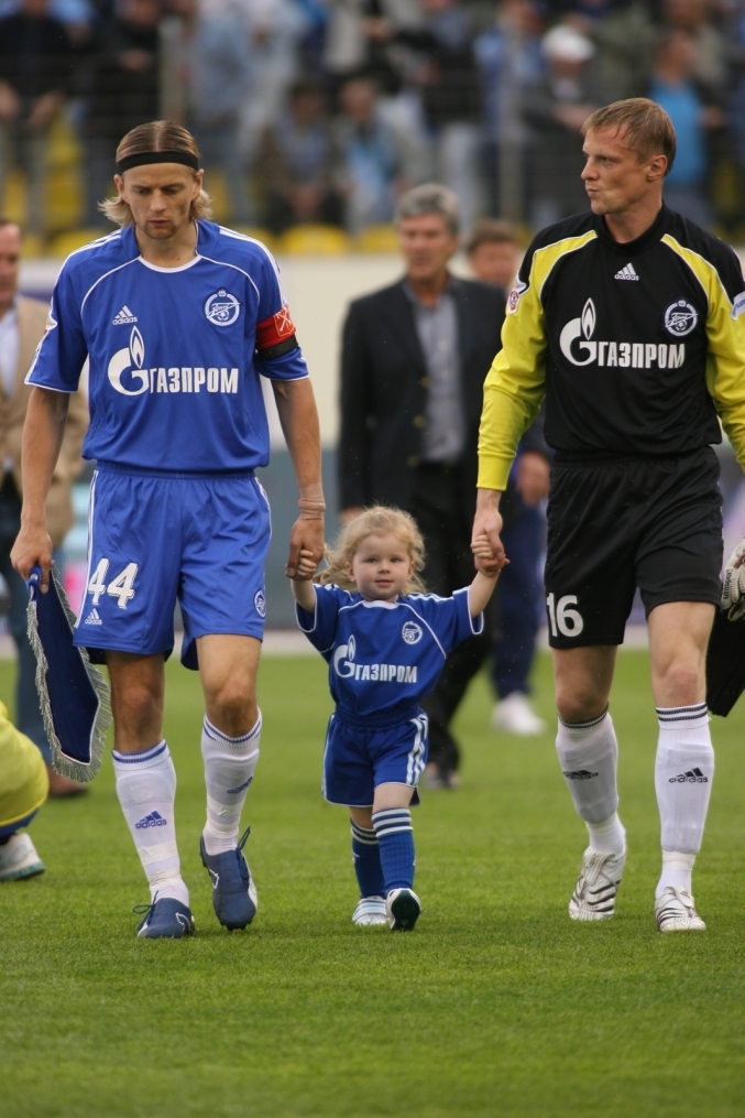 Чемпионат России по футболу 2007. 16 тур. ФК  «Зенит» (Санкт-Петербург) —  ФК «Ростов» (Ростов-на-Дону). 2:0