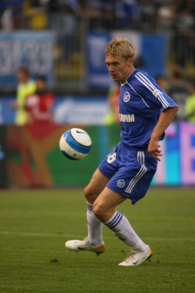 Чемпионат России по футболу 2007. 16 тур. ФК  «Зенит» (Санкт-Петербург) —  ФК «Ростов» (Ростов-на-Дону). 2:0