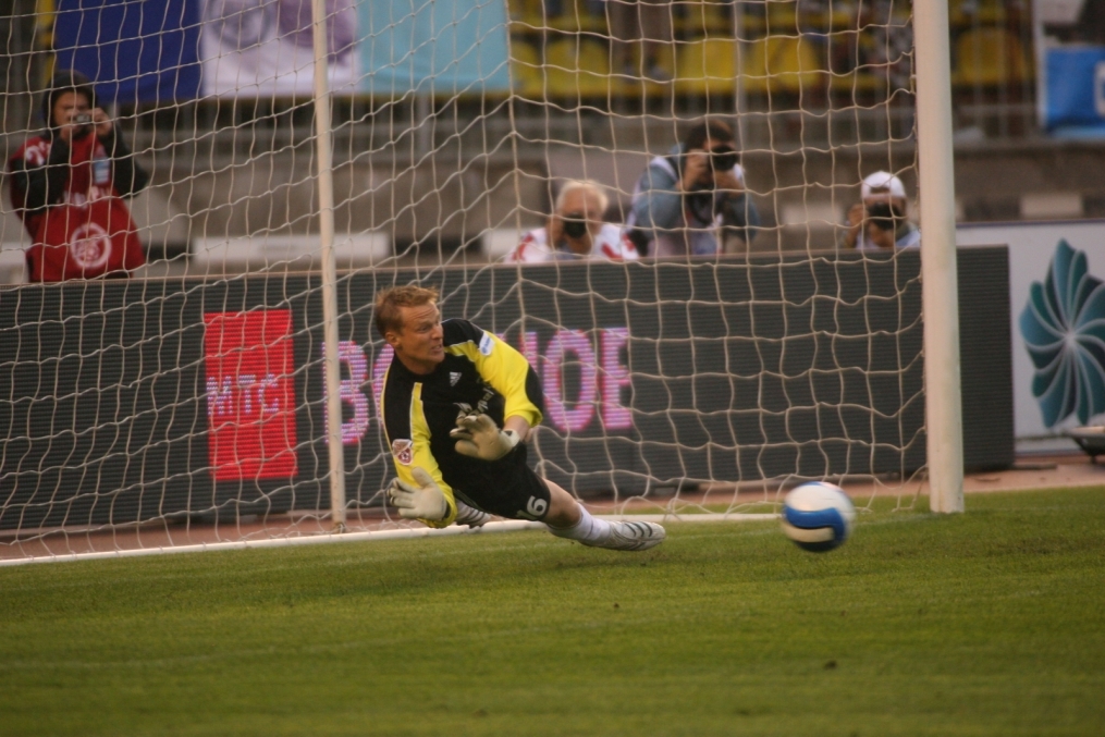 Чемпионат России по футболу 2007. 16 тур. ФК  «Зенит» (Санкт-Петербург) —  ФК «Ростов» (Ростов-на-Дону). 2:0