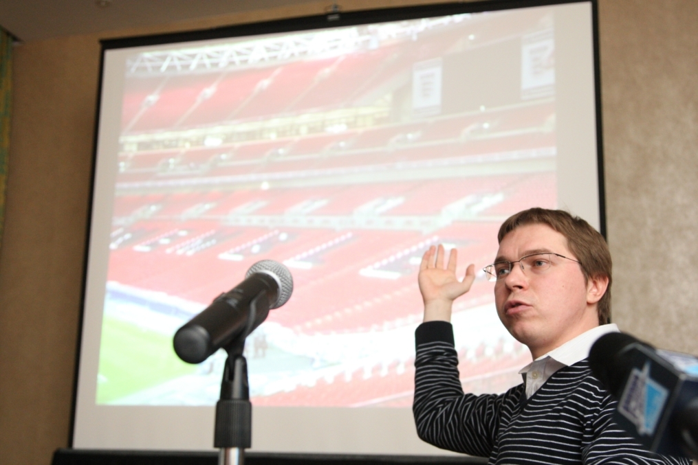 Занятие проводит Тимур Журавель