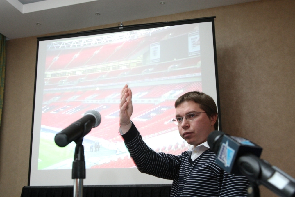 Занятие проводит Тимур Журавель