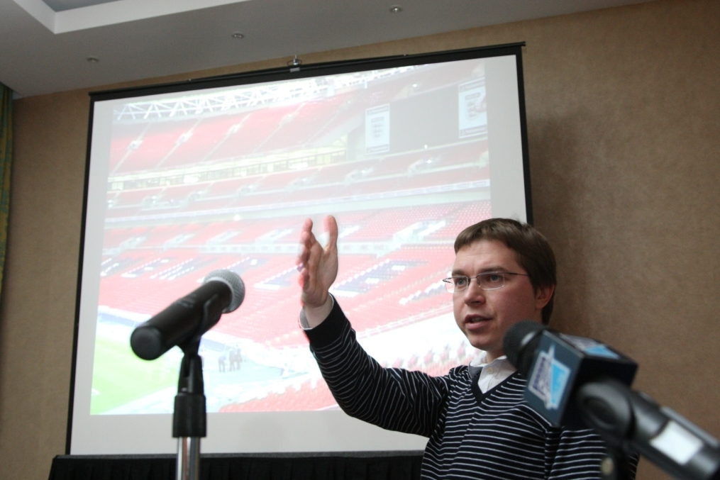 Занятие проводит Тимур Журавель