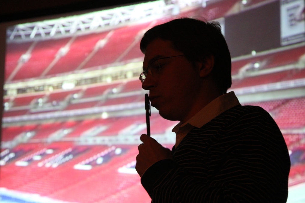 Занятие проводит Тимур Журавель