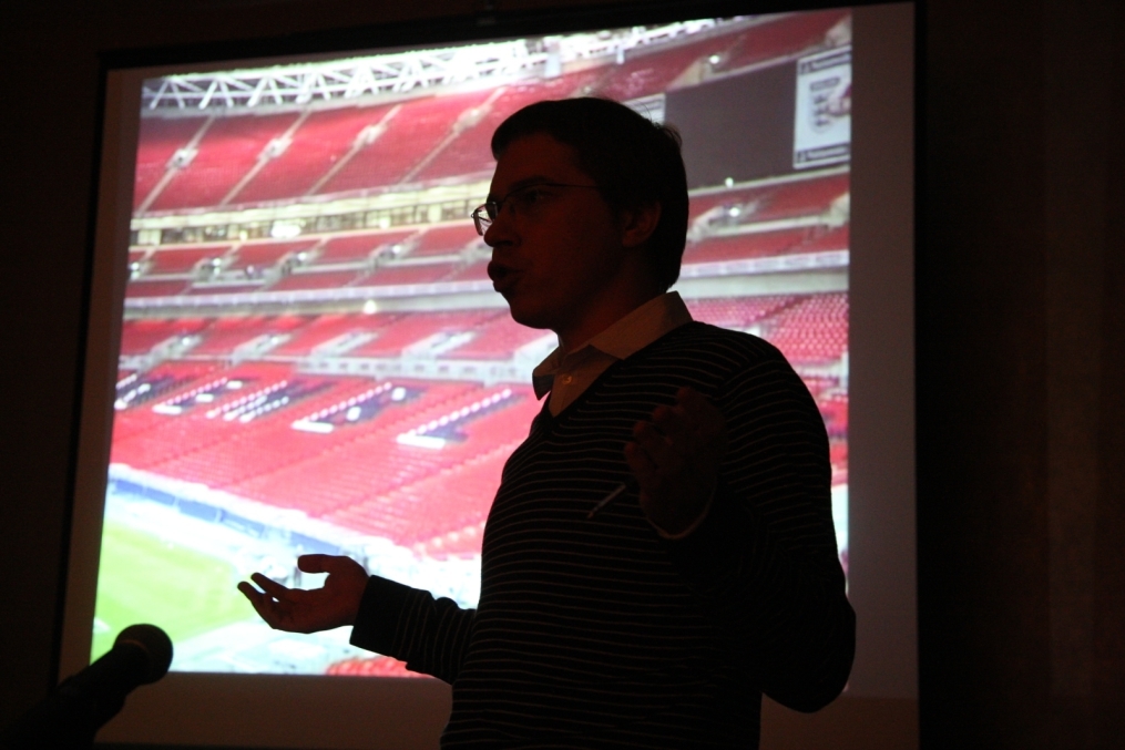 Занятие проводит Тимур Журавель