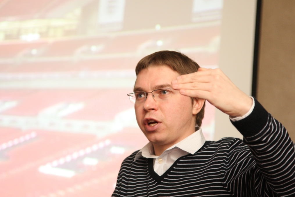 Занятие проводит Тимур Журавель