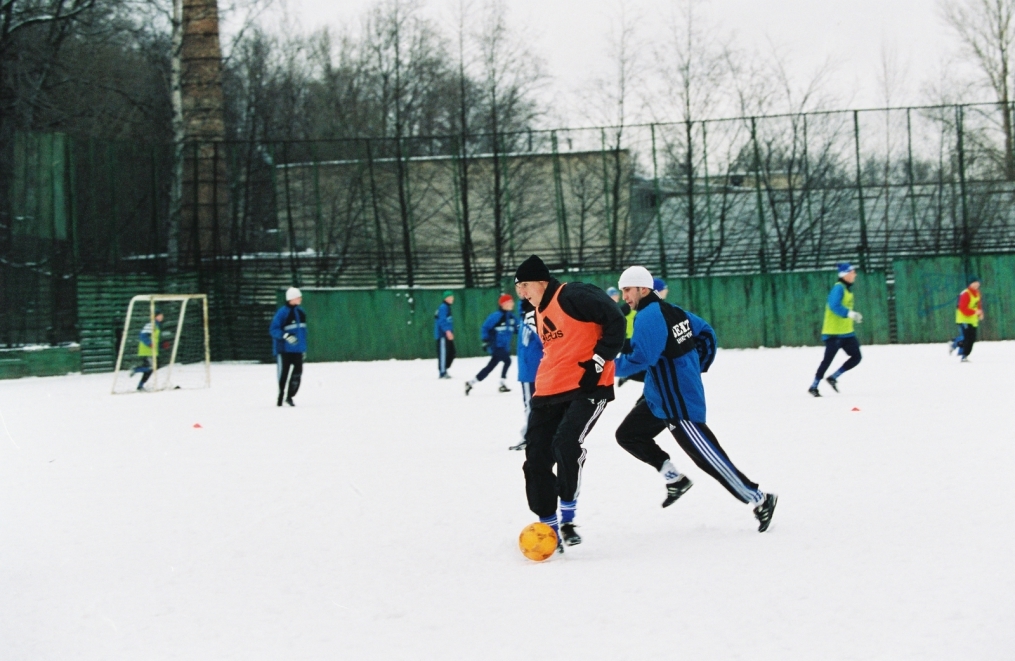 2000 год. Тренировка на базе.