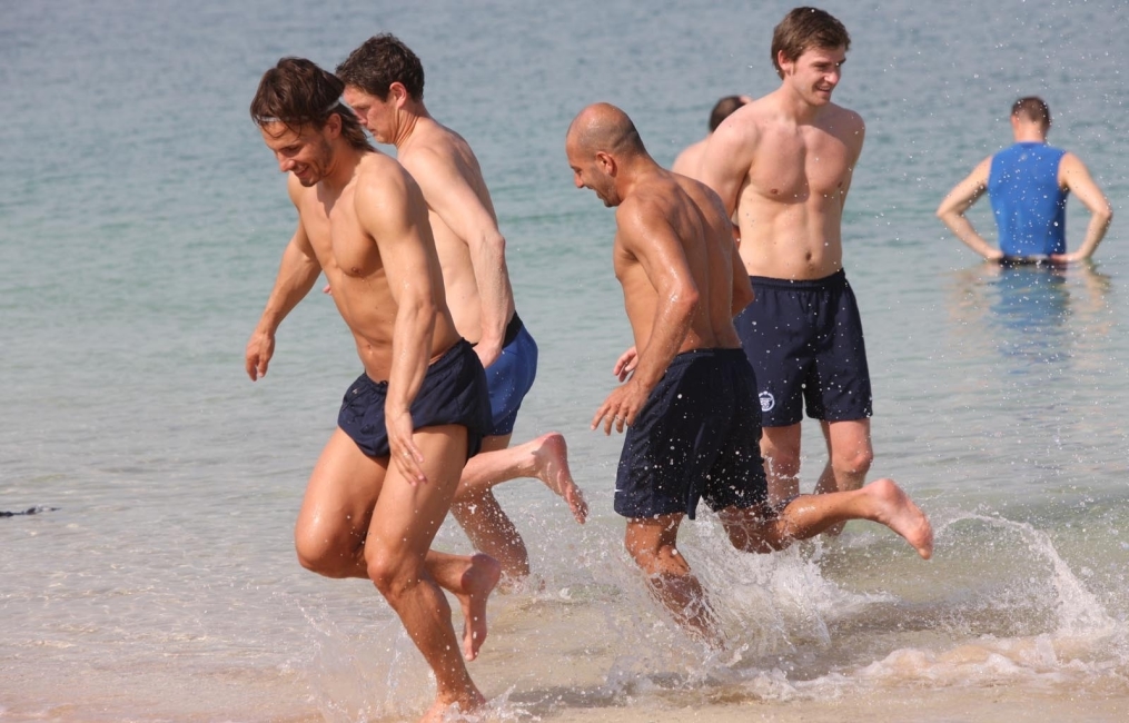 Занятия на пляже и в воде