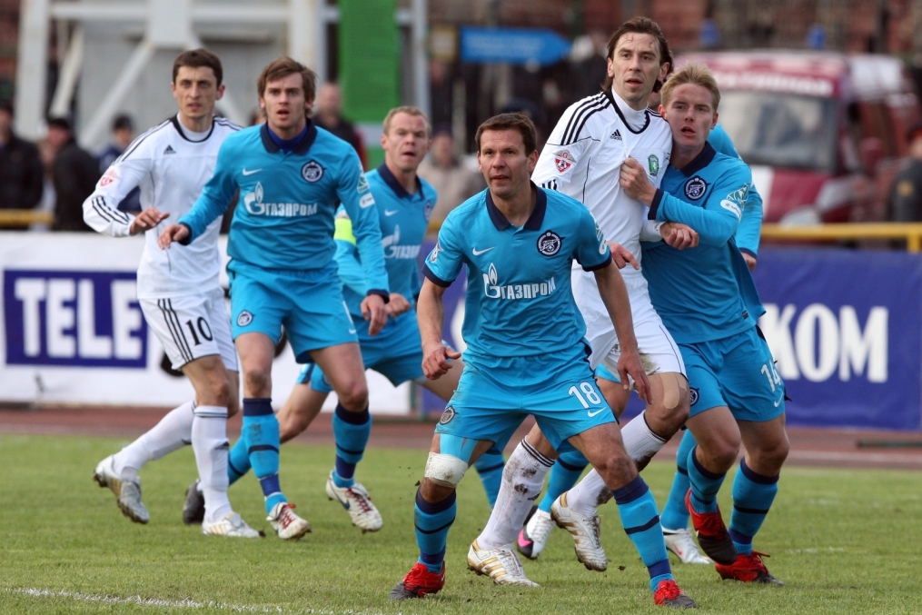 ЧР 2010. Матч ФК «Томск» — ФК «Зенит». 0:0