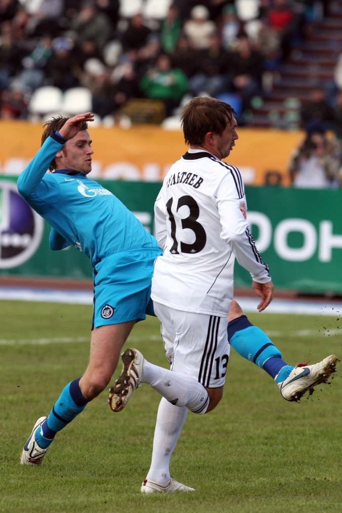 ЧР 2010. Матч ФК «Томск» — ФК «Зенит». 0:0