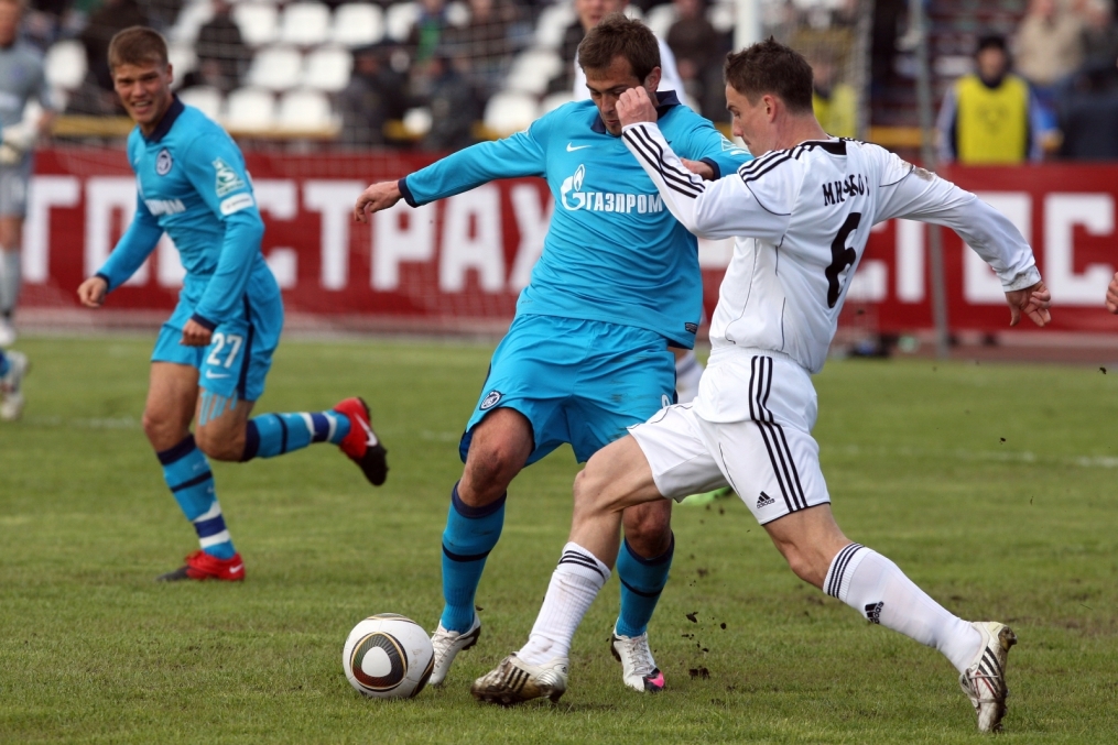 ЧР 2010. Матч ФК «Томск» — ФК «Зенит». 0:0