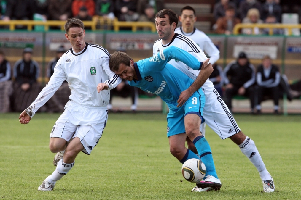 ЧР 2010. Матч ФК «Томск» — ФК «Зенит». 0:0