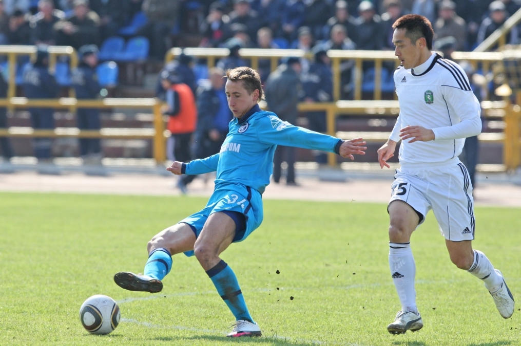 ЧР 2010. Матч ФК «Томск» — ФК «Зенит». 0:0