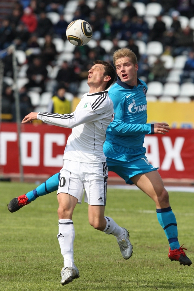 ЧР 2010. Матч ФК «Томск» — ФК «Зенит». 0:0