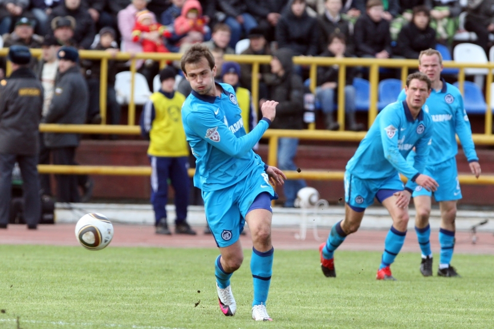 ЧР 2010. Матч ФК «Томск» — ФК «Зенит». 0:0