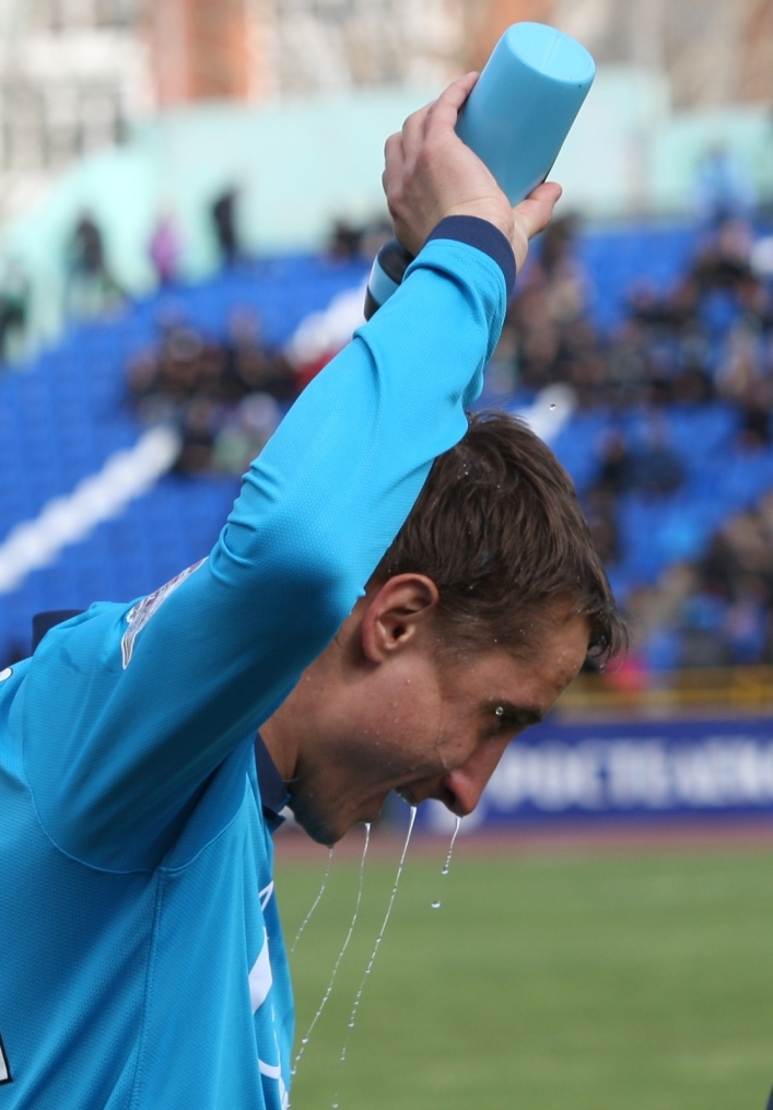 ЧР 2010. Матч ФК «Томск» — ФК «Зенит». 0:0