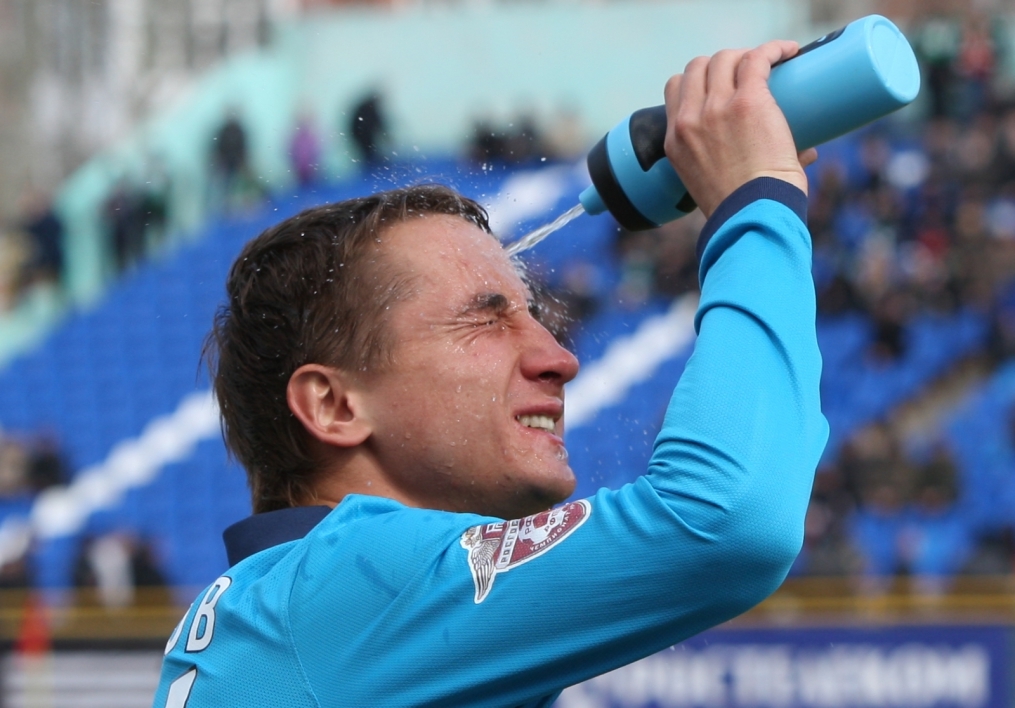 ЧР 2010. Матч ФК «Томск» — ФК «Зенит». 0:0