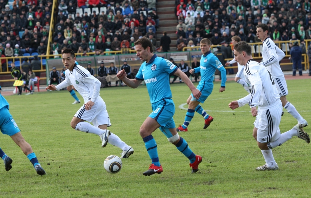 ЧР 2010. Матч ФК «Томск» — ФК «Зенит». 0:0