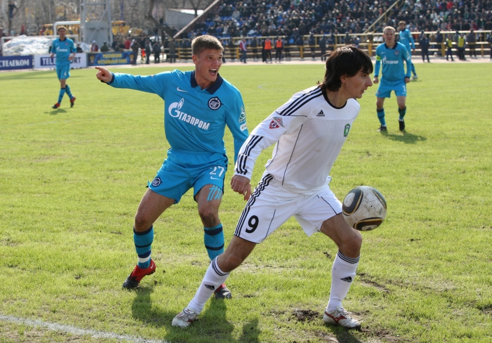 ЧР 2010. Матч ФК «Томск» — ФК «Зенит». 0:0