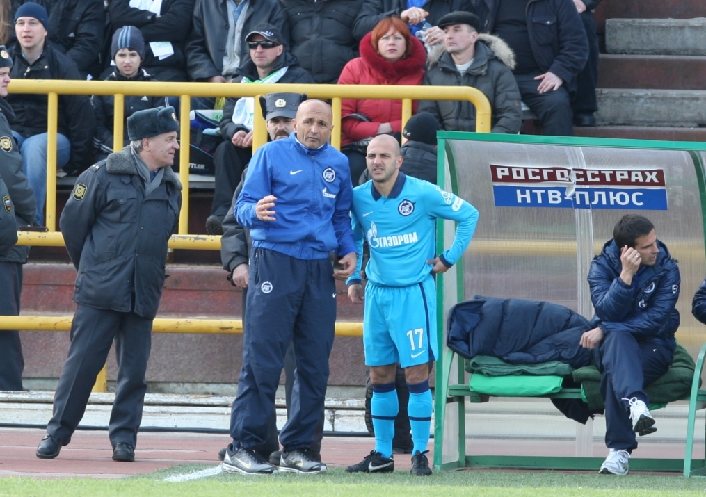 ЧР 2010. Матч ФК «Томск» — ФК «Зенит». 0:0