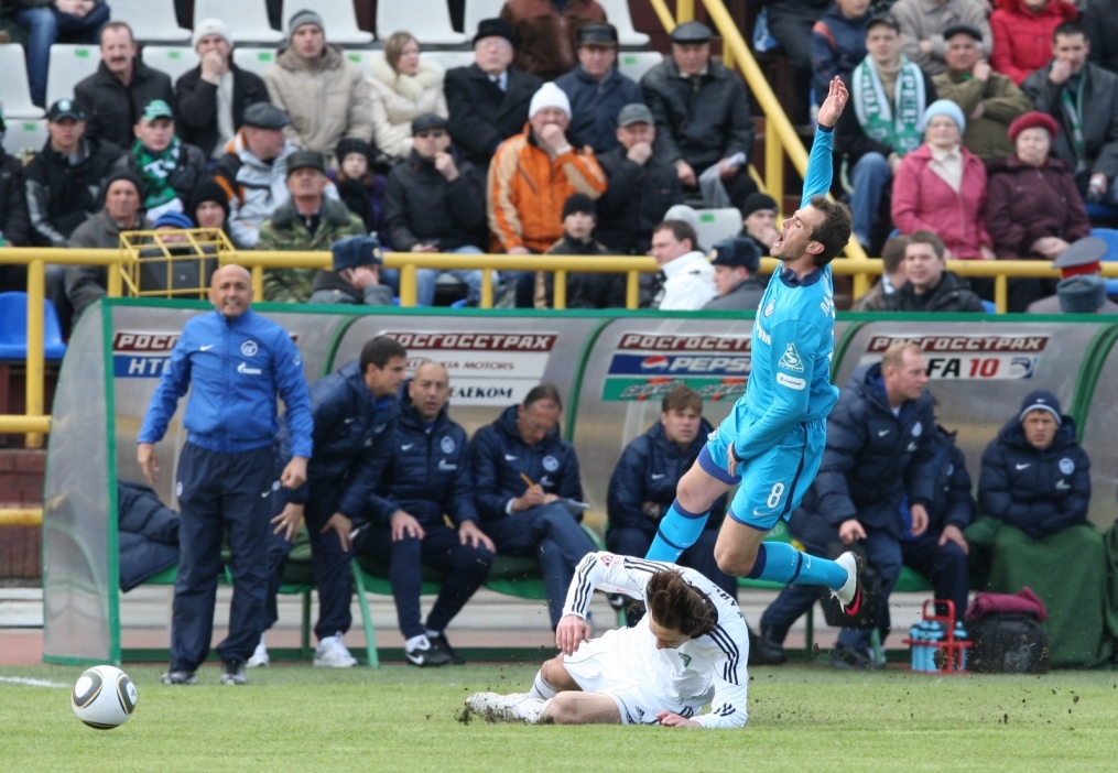 ЧР 2010. Матч ФК «Томск» — ФК «Зенит». 0:0