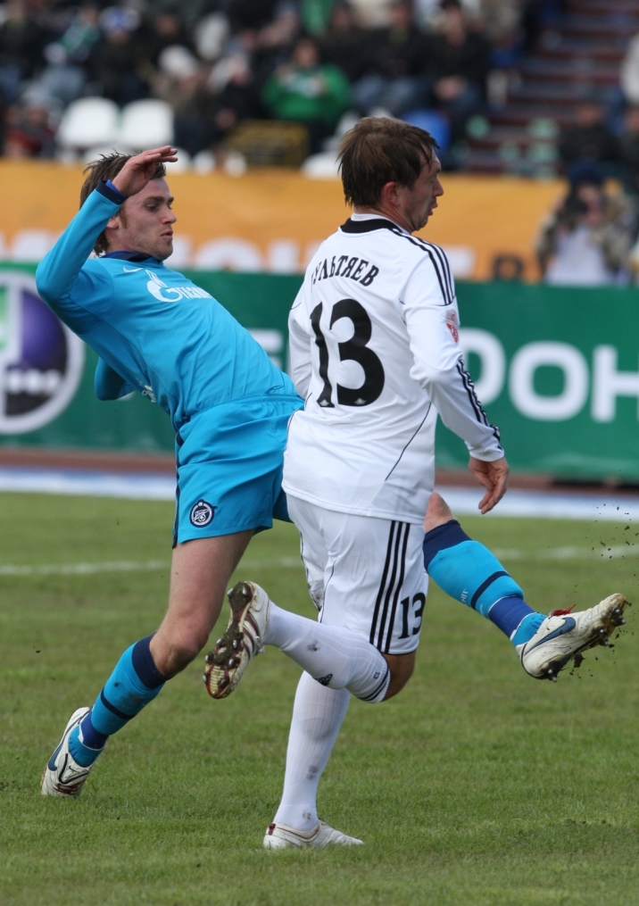 ЧР 2010. Матч ФК «Томск» — ФК «Зенит». 0:0