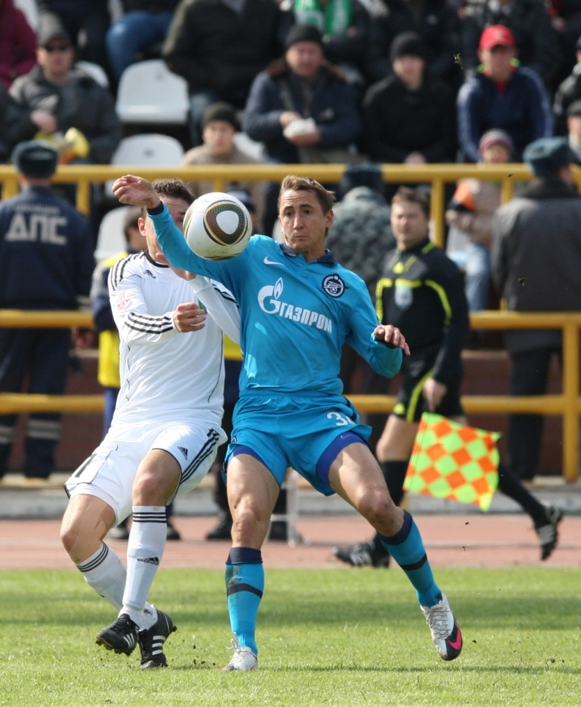 ЧР 2010. Матч ФК «Томск» — ФК «Зенит». 0:0