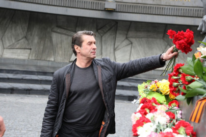 Молодежная команда «Зенит» возложила цветы к монументу Героическим защитникам Ленинграда 