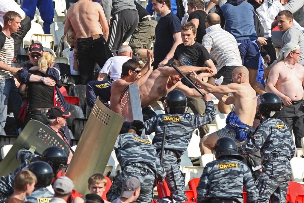 ЧР 2010, 10 тур. Матч  ФК«Амкар» — ФК «Зенит»