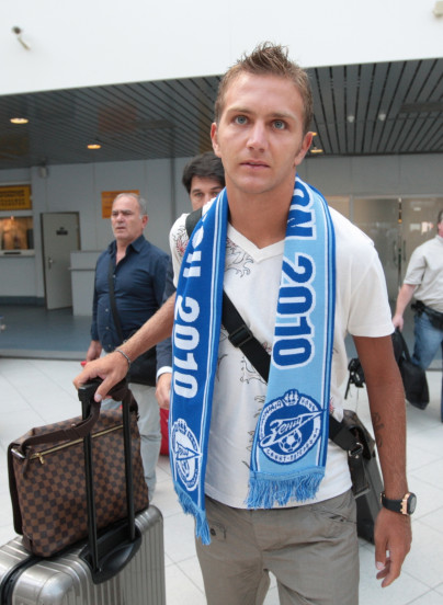 Приезд нового итальянского футболиста Доменико Кришито