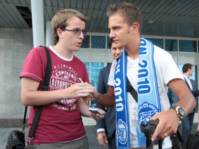 Приезд нового итальянского футболиста Доменико Кришито