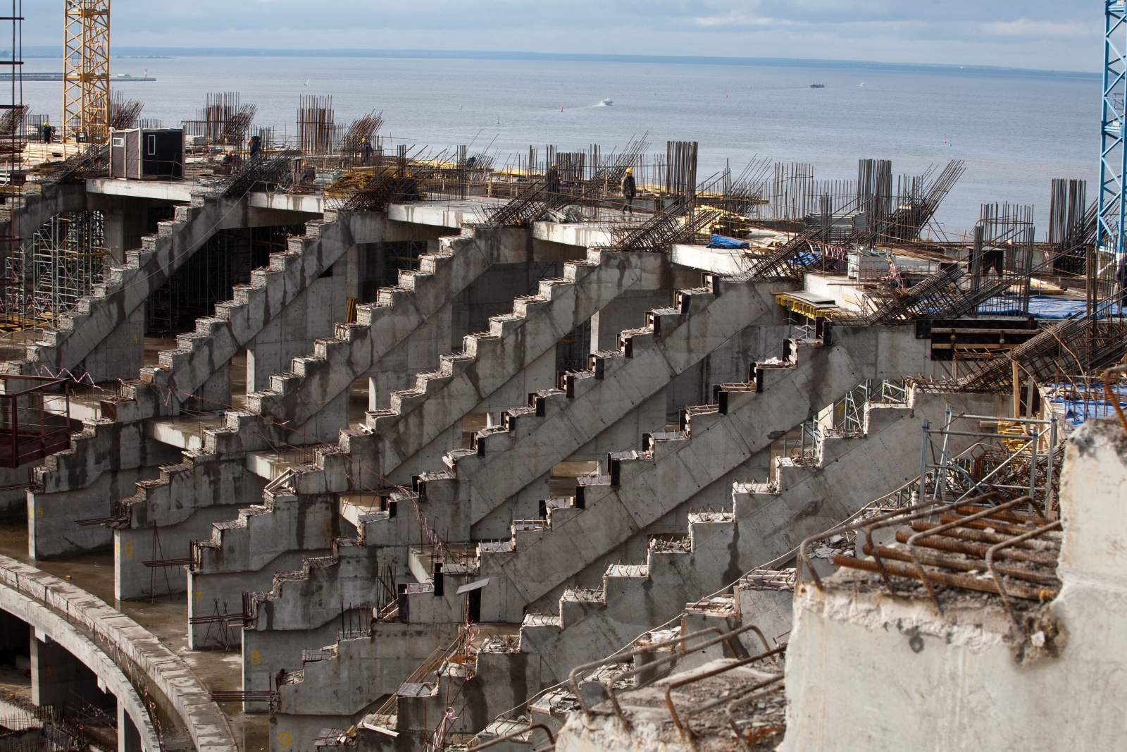 Строительство нового стадиона «Газпром — Арена»