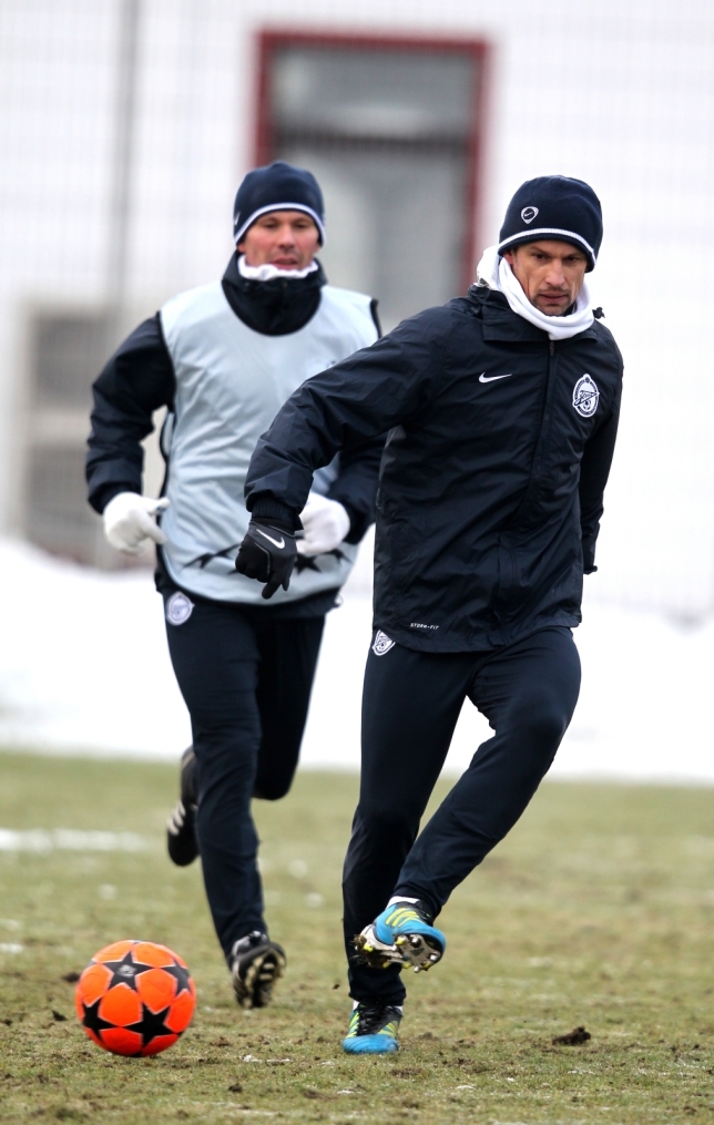 Открытая тренировка «Зенита»  перед матчем 1/8 финала Лиги чемпионов УЕФА 2011/2012 с Бенфикой