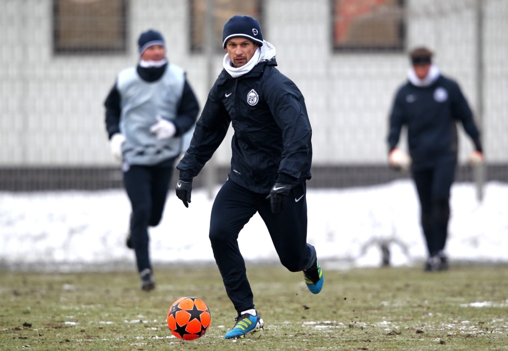 Открытая тренировка «Зенита»  перед матчем 1/8 финала Лиги чемпионов УЕФА 2011/2012 с Бенфикой