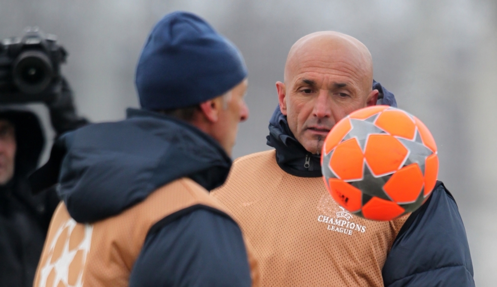 Открытая тренировка «Зенита»  перед матчем 1/8 финала Лиги чемпионов УЕФА 2011/2012 с Бенфикой