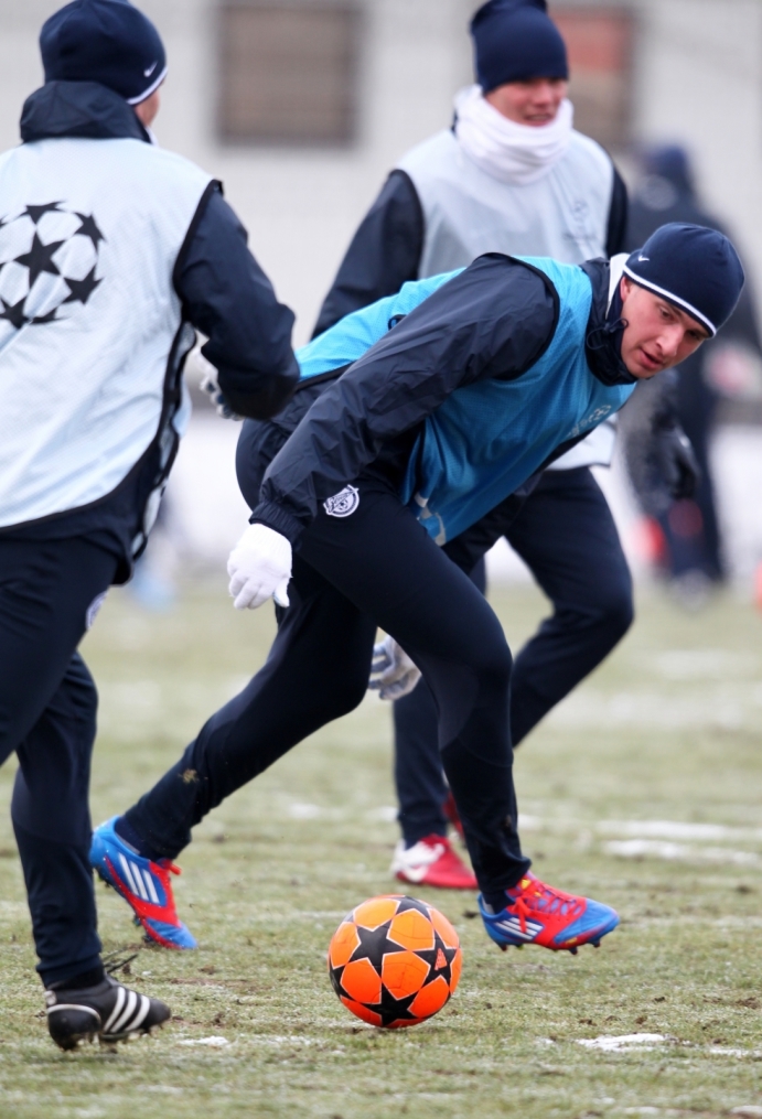 Открытая тренировка «Зенита»  перед матчем 1/8 финала Лиги чемпионов УЕФА 2011/2012 с Бенфикой