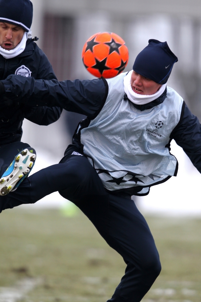 Открытая тренировка «Зенита»  перед матчем 1/8 финала Лиги чемпионов УЕФА 2011/2012 с Бенфикой