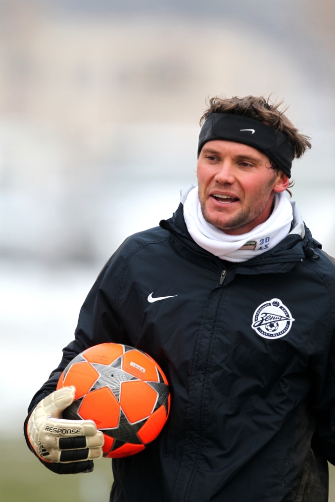 Открытая тренировка «Зенита»  перед матчем 1/8 финала Лиги чемпионов УЕФА 2011/2012 с Бенфикой