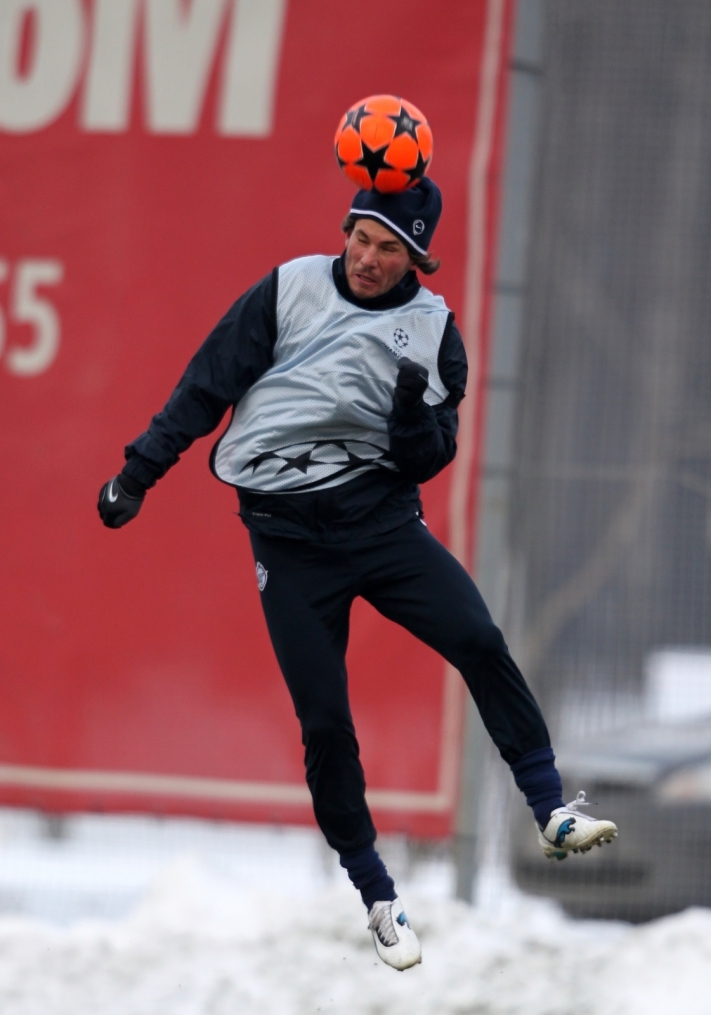 Открытая тренировка «Зенита»  перед матчем 1/8 финала Лиги чемпионов УЕФА 2011/2012 с Бенфикой