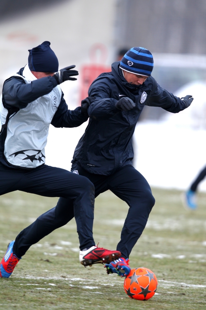 Открытая тренировка «Зенита»  перед матчем 1/8 финала Лиги чемпионов УЕФА 2011/2012 с Бенфикой