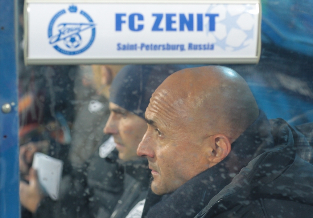 Лиги чемпионов УЕФА 2011/2012, Зенит—Бенфика