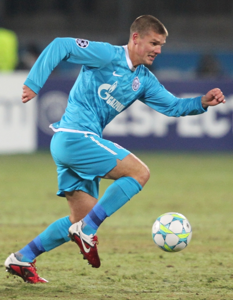 Лиги чемпионов УЕФА 2011/2012, Зенит—Бенфика