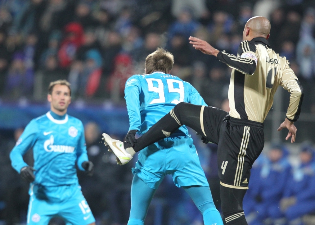 Лиги чемпионов УЕФА 2011/2012, Зенит—Бенфика