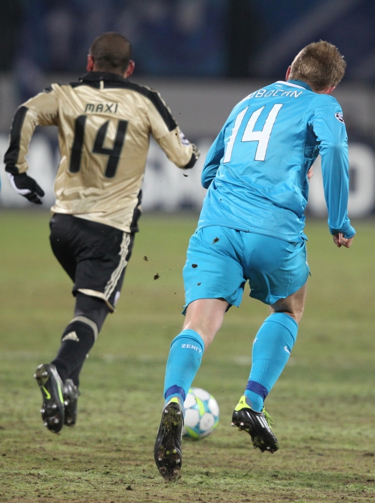 Лиги чемпионов УЕФА 2011/2012, Зенит—Бенфика