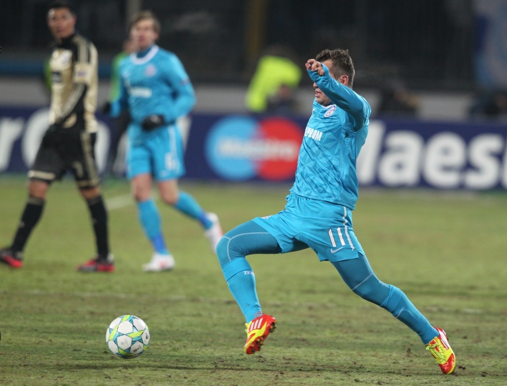 Лиги чемпионов УЕФА 2011/2012, Зенит—Бенфика